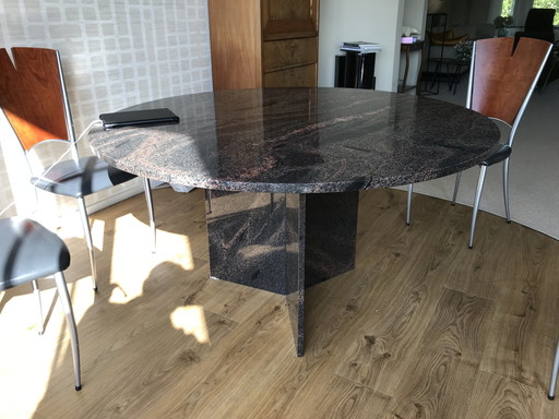 Roche Bobois Granieten tafel