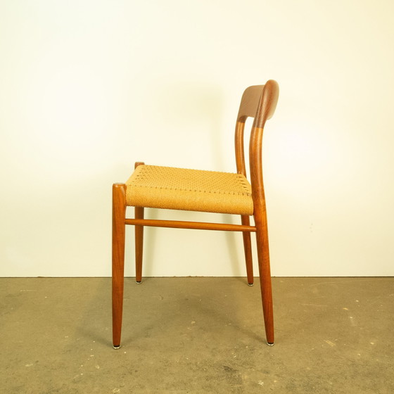 Image 1 of Eettafelstoelen, model 75 van Niels Otto Möller, teakhout en papierkoord, jaren 1960