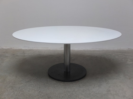 Image 1 of Ovale sokkel Tafel Van Alfred Hendrickx Voor Belform, 1960