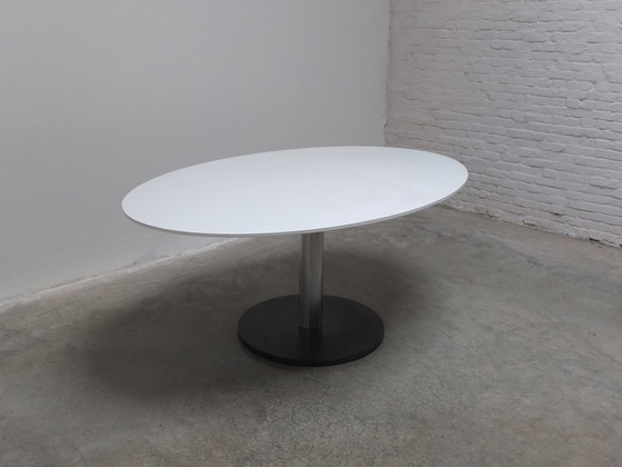 Image 1 of Ovale sokkel Tafel Van Alfred Hendrickx Voor Belform, 1960