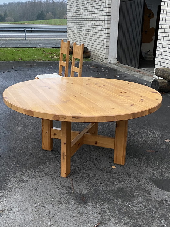 Image 1 of Roland Wilhelmsson Eettafel en 8 Stoelen Pijnboomhout