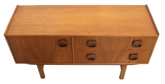 Image 1 of Compact sideboard 'Northill' 