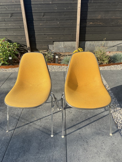 2X Vintage Glasvezel Dss Stapelstoel Vitra