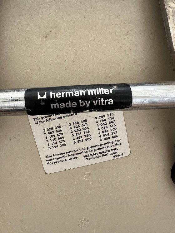 Image 1 of 2X Vintage Glasvezel Dss Stapelstoel Vitra