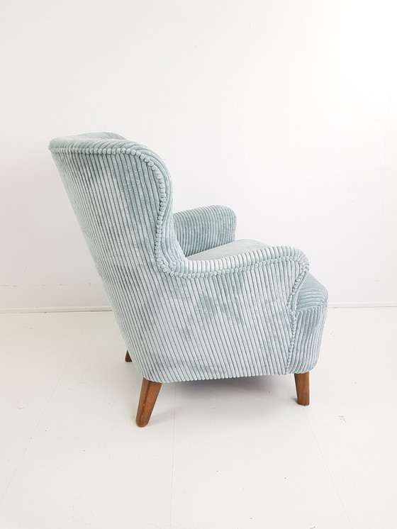 Image 1 of Vintage Artifort Theo Ruth fauteuil zetel blauw nieuw gestoffeerd 