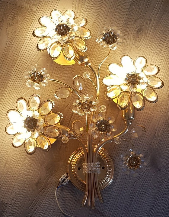 Image 1 of 2X Verguld Kristallen Bloemen Wandlamp Van Palwa, 1970S