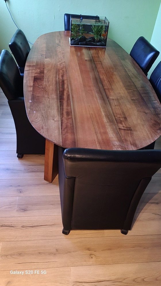 Image 1 of Robuuste Rolf Benz Tafel2.60X1.20 Met Bijpassende Zwart Leren Stoelen