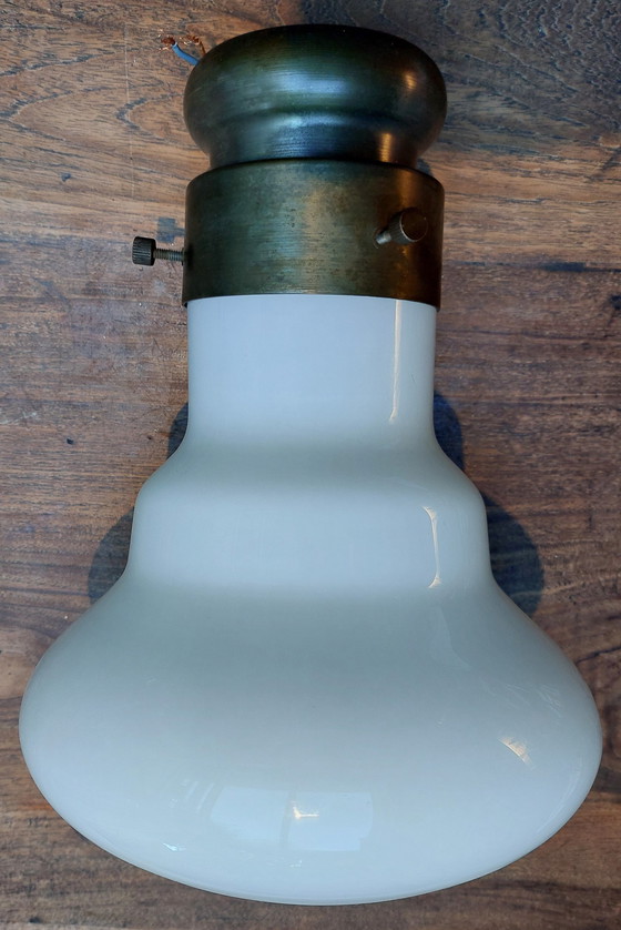 Image 1 of Witte Melkglas Art Deco Design Jaren’70 Plafond Lamp Incl. Metalen Ophang