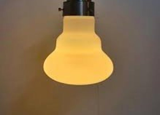 Image 1 of Witte Melkglas Art Deco Design Jaren’70 Plafond Lamp Incl. Metalen Ophang