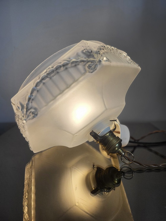 Image 1 of Art nouveau hanglamp, frosted glas met decor strikken en messing armatuur