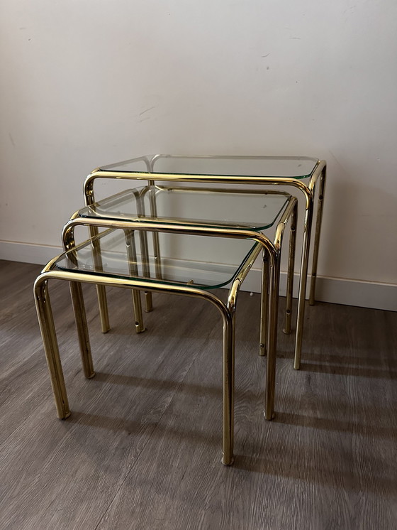 Image 1 of Mimi set Nesting tables messing