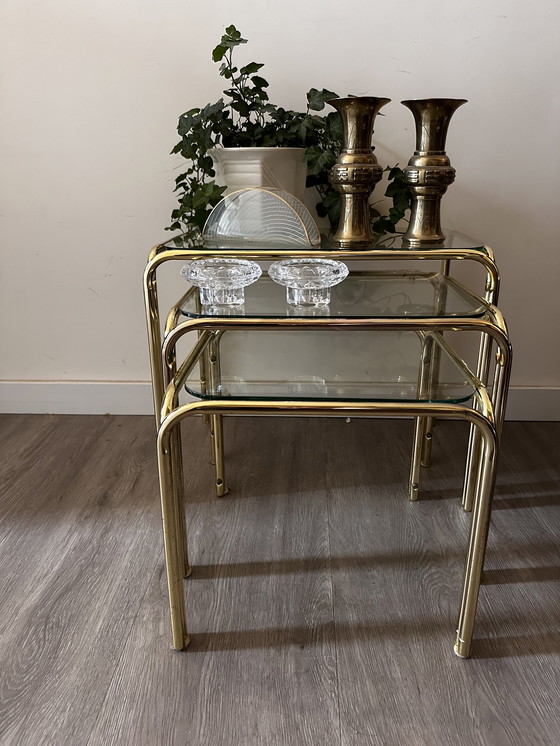 Image 1 of Mimi set Nesting tables messing