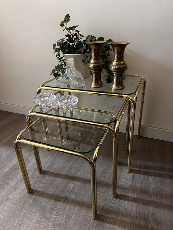 Image 1 of Mimi set Nesting tables messing