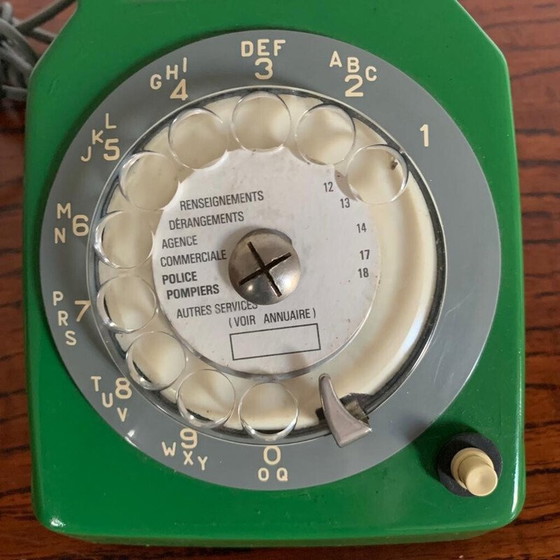 Image 1 of Vintage telefoon met wijzerplaat S63 groen