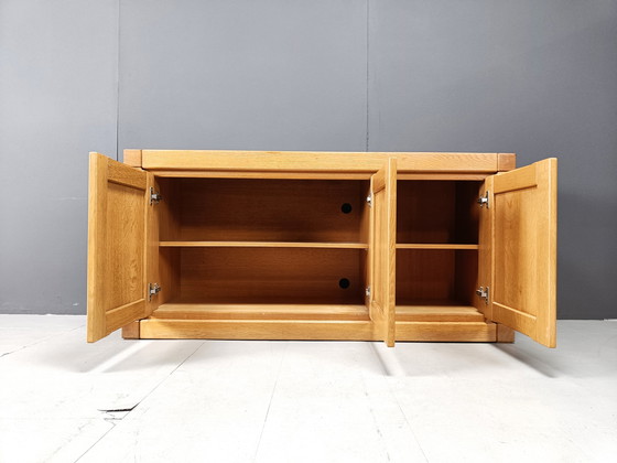 Image 1 of Vintage eikenhouten 3-deurs dressoir, jaren 1970