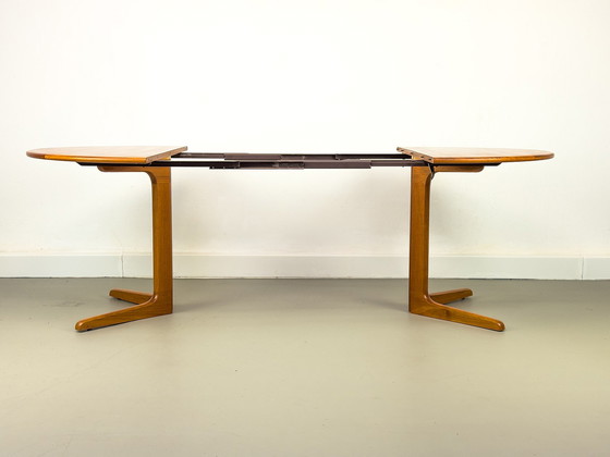 Image 1 of  Deense ronde teakhouten eettafel met verlengstukken van CFC Silkeborg, 1970