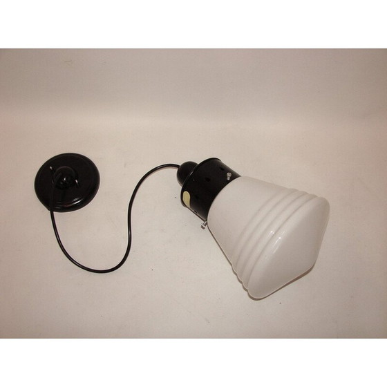 Image 1 of Vintage Bauhaus hanglamp van kunststof en glas, 1970