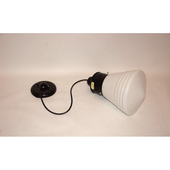 Image 1 of Vintage Bauhaus hanglamp van kunststof en glas, 1970