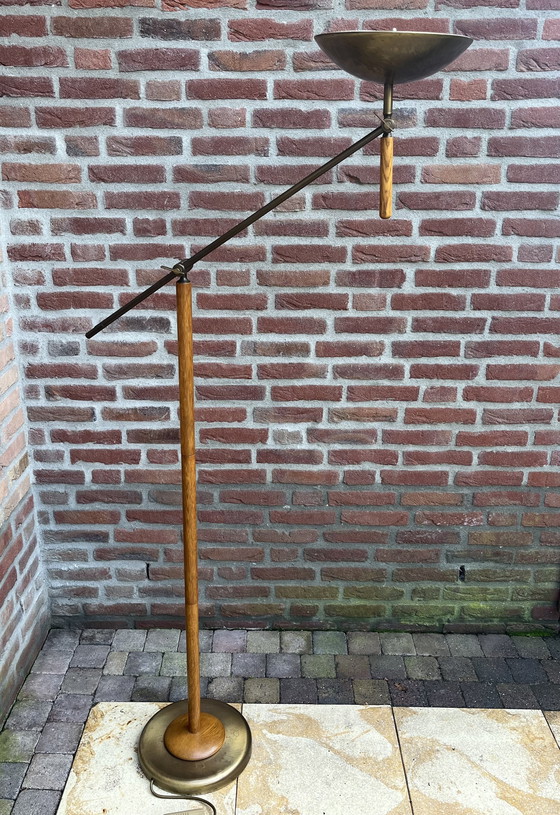 Image 1 of Vintage Deense Eikenhouten/Bronzen Vloerlamp