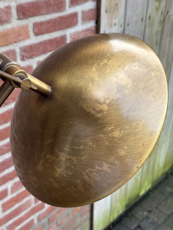 Image 1 of Vintage Deense Eikenhouten/Bronzen Vloerlamp