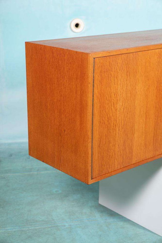 Image 1 of Vintage blond zwevend dressoir 60s, floating sideboard oak