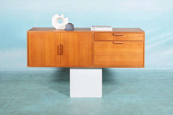 Image 1 of Vintage blond zwevend dressoir 60s, floating sideboard oak