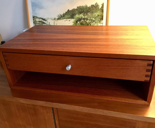 Odder Denemarken Teak Console