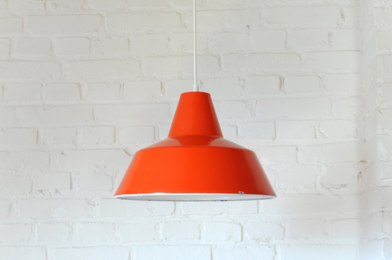 Image 1 of Vintage donker oranje emaille hanglamp