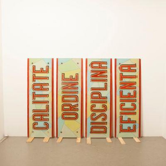 Image 1 of Glaspanelen met socialisten