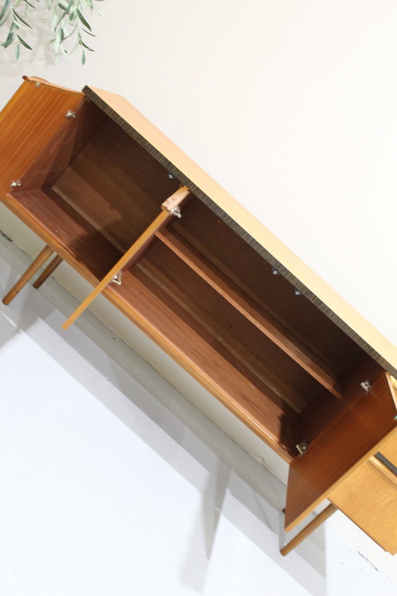 Image 1 of Vintage Design Dressoir, Sideboard - Mcintosh 'Rushup' 