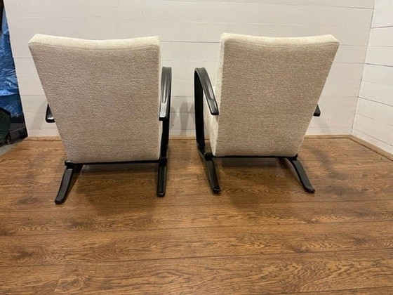 Image 1 of Set van 2 Jindrich halabala H269 Loungestoelen wit bouclÃ©