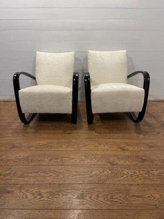 Image 1 of Set van 2 Jindrich halabala H269 Loungestoelen wit bouclÃ©