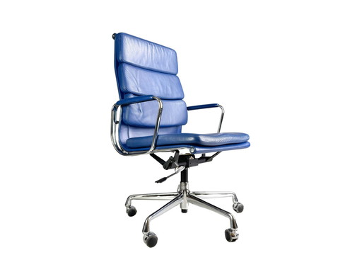 Originele Vitra Ea 219 Bureaustoel Zachte Vulling Blauw Charles & Ray Eames Leer