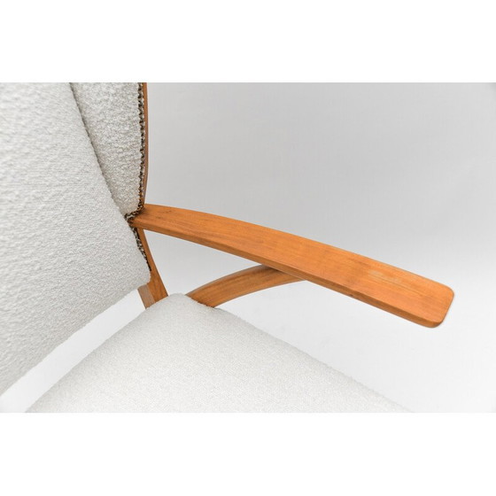 Image 1 of Vintage wingback fauteuil in witte Boucle stof en hout, Italië 1950