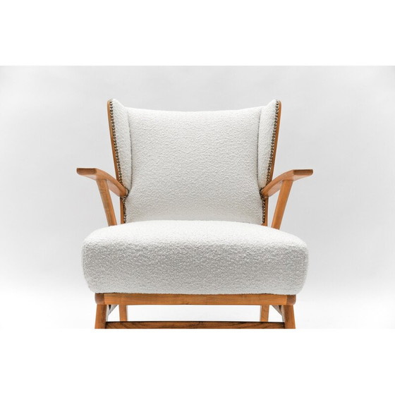 Image 1 of Vintage wingback fauteuil in witte Boucle stof en hout, Italië 1950
