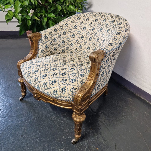 Antieke Art Nouveau fauteuil met stucdecoratie op wielen