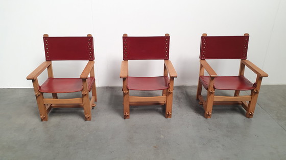 Image 1 of brutalistische vintage massief eiken stoel arts & crafts