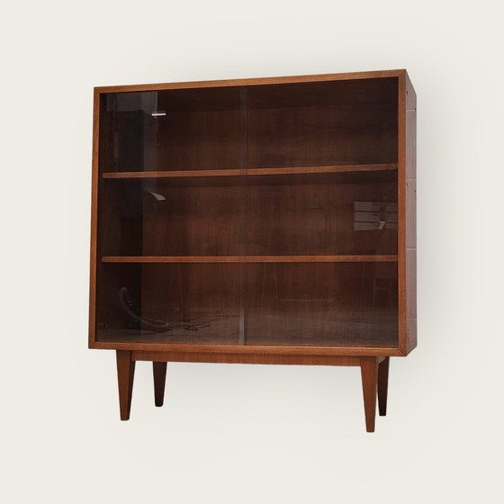 Image 1 of Mid Century vitrinekast