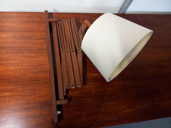 Image 1 of Vintage Houten Schaarlamp 