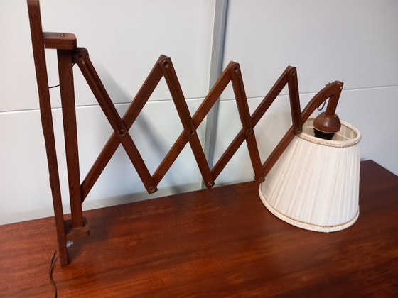 Image 1 of Vintage Houten Schaarlamp 