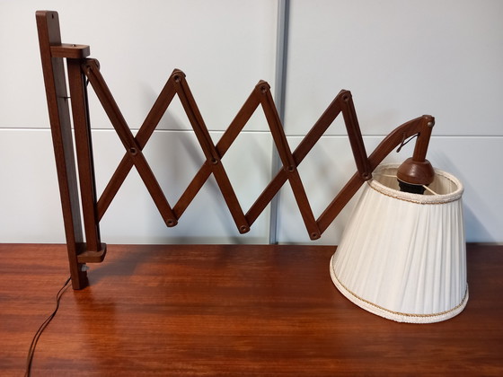 Image 1 of Vintage Houten Schaarlamp 