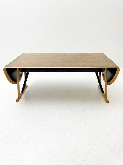 Uitschuifbare tafel "Ariante" van Piero De Martini voor Cassina, uit de jaren 1980