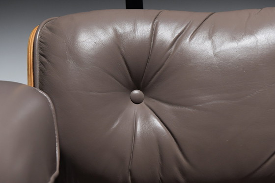 Image 1 of Vintage Eames Lounge Stoel & Ottoman In Baziliaans Rozenhout Door Ray & Charles Eames Voor Herman Miller