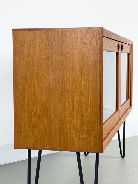 Image 1 of Deens teakhouten dressoir met glazen deuren door H.W. Klein voor Bramin, 1960S