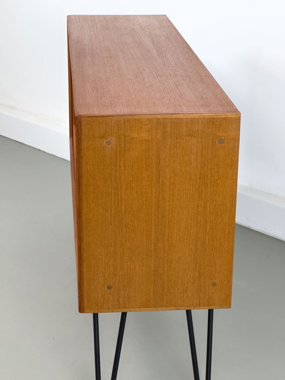 Image 1 of Deens teakhouten dressoir met glazen deuren door H.W. Klein voor Bramin, 1960S