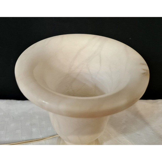 Image 1 of Vintage Art deco lamp in albast