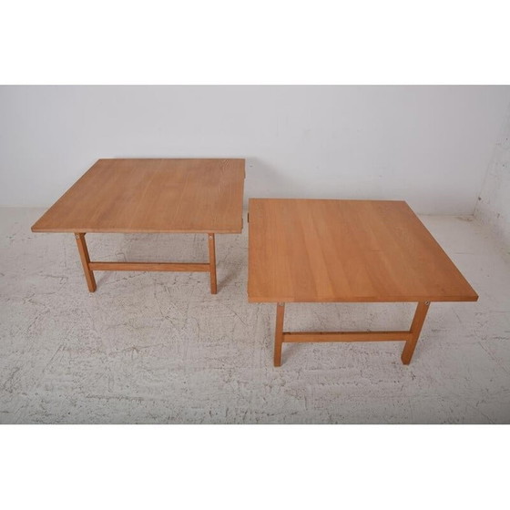 Image 1 of 2 Deense salontafels van Hans J. Wegner gemaakt door PP Furniture in de jaren 1960.