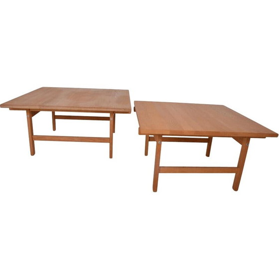 Image 1 of 2 Deense salontafels van Hans J. Wegner gemaakt door PP Furniture in de jaren 1960.