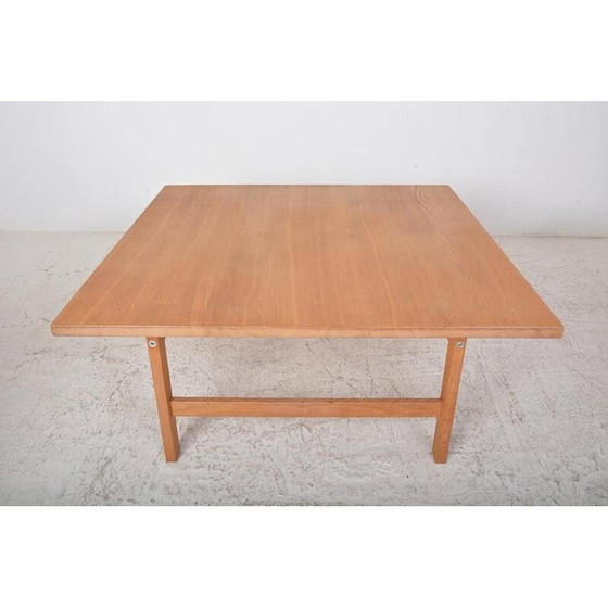 Image 1 of 2 Deense salontafels van Hans J. Wegner gemaakt door PP Furniture in de jaren 1960.