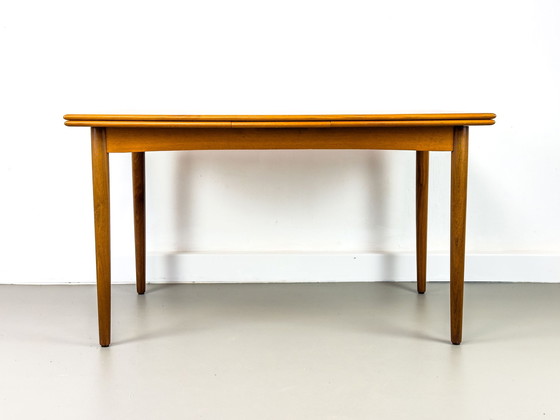 Image 1 of Deense uitschuifbare teakhouten eettafel, 1960S